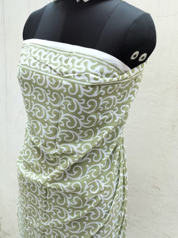 Indian Hand Made Block Printed Pareo, Beach Wear Scarf Hip Wrap Pareo C Green-Color Nice Floral Print Pure Cotton# Sarong - Image 9